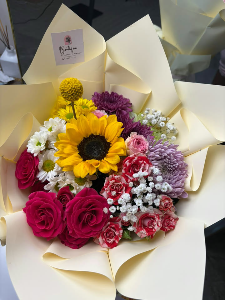 Birthday flowers delivered in Accra