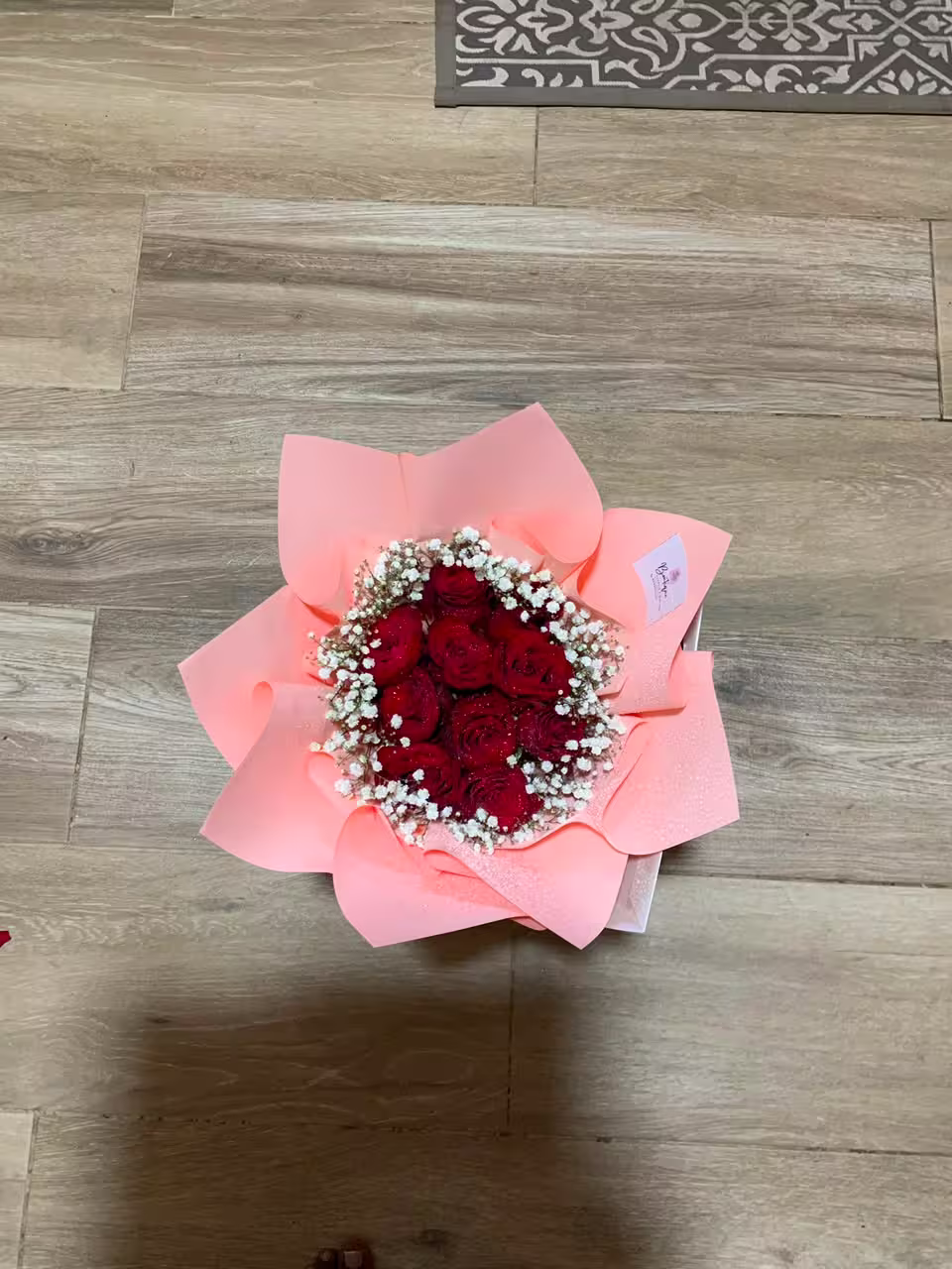 5 Stems And Gypso — detail 4 — flowers delivered in Accra