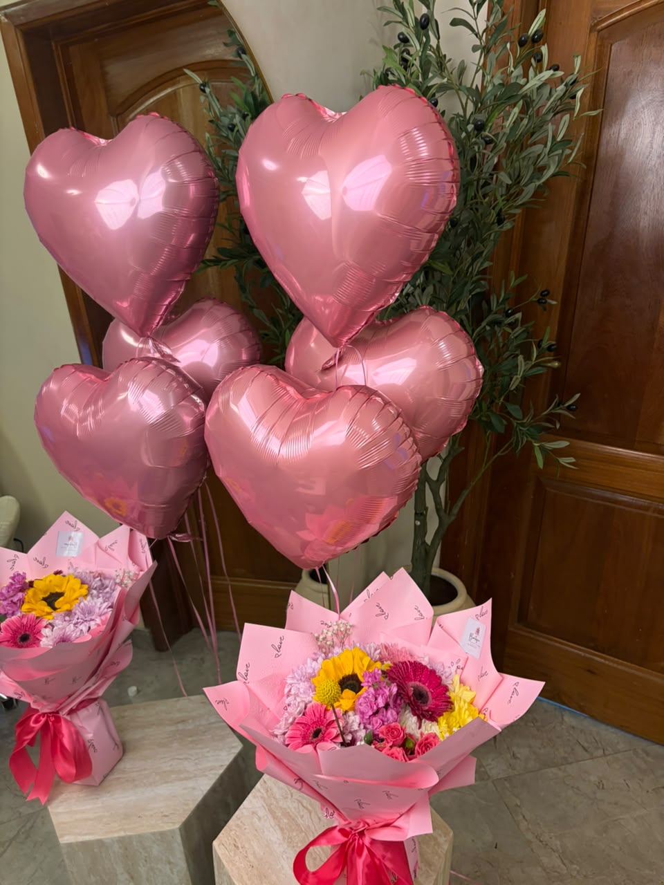 small mixed and 3 ballon combo — flowers delivered in Accra