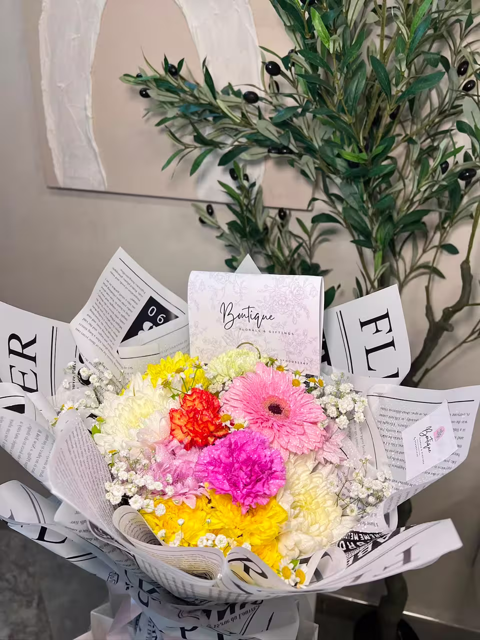 Small mixed — detail 10 — flowers delivered in Accra