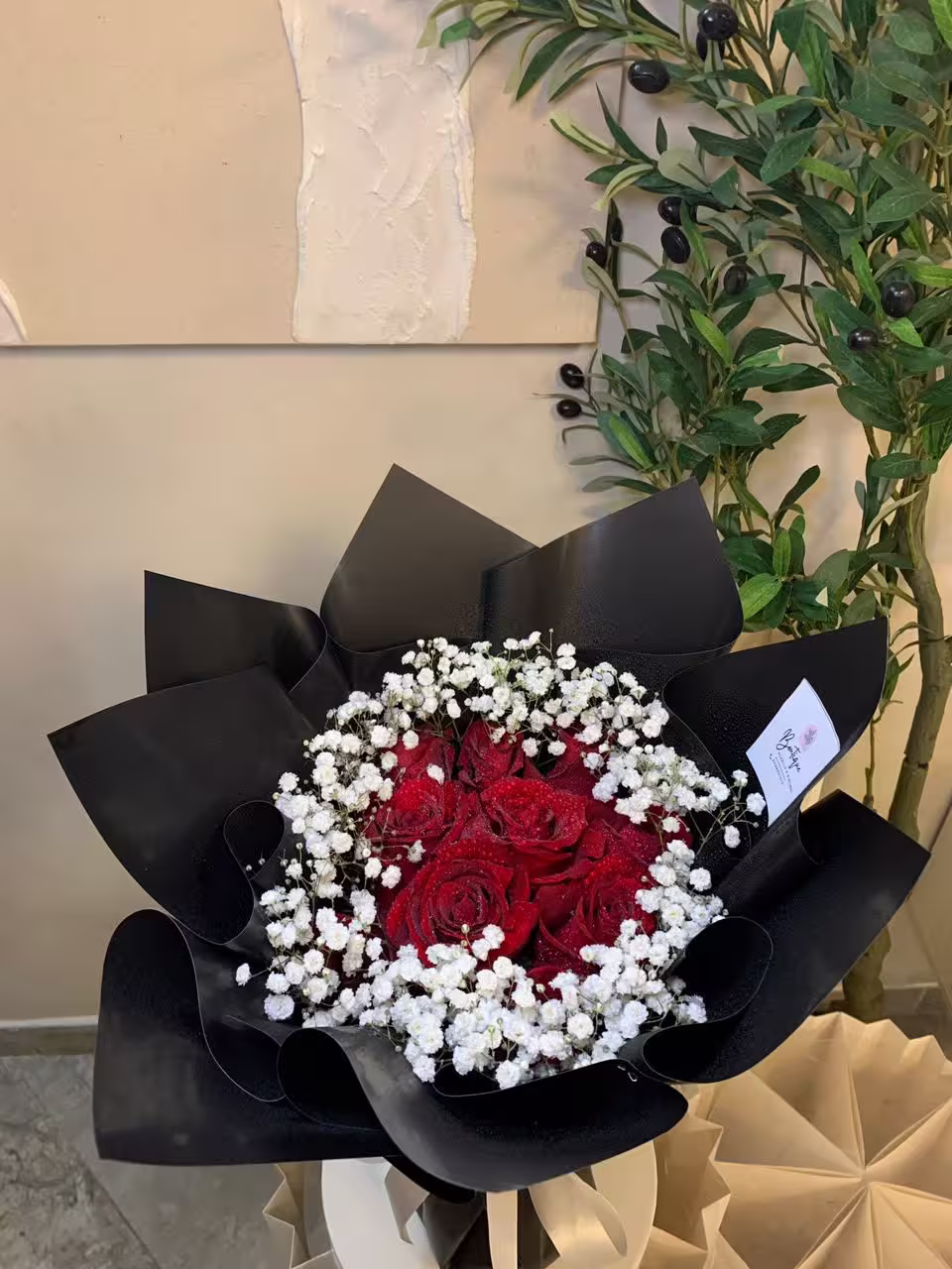 5 Stems And Gypso — detail 5 — flowers delivered in Accra