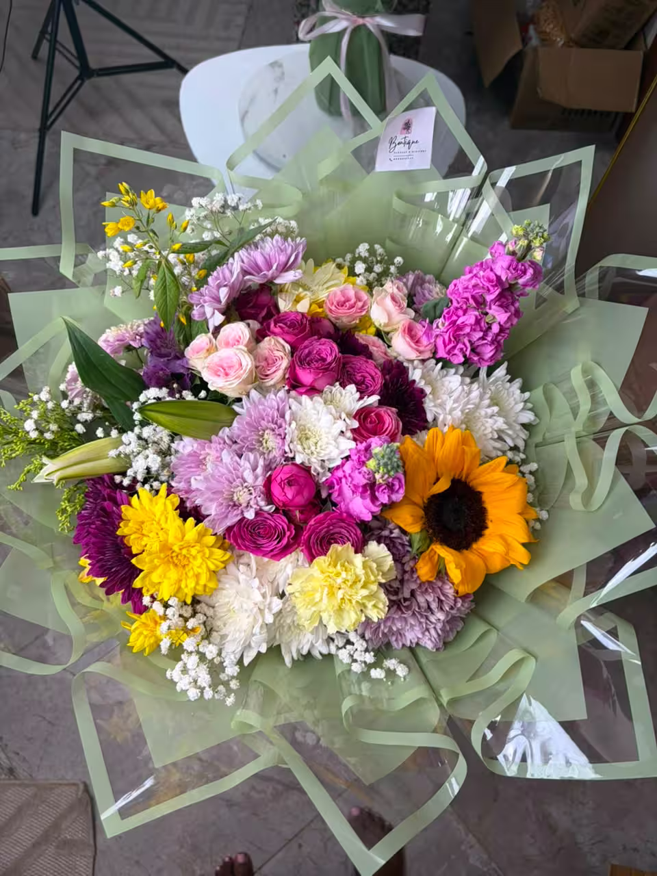 Large Mixed — detail 6 — flowers delivered in Accra