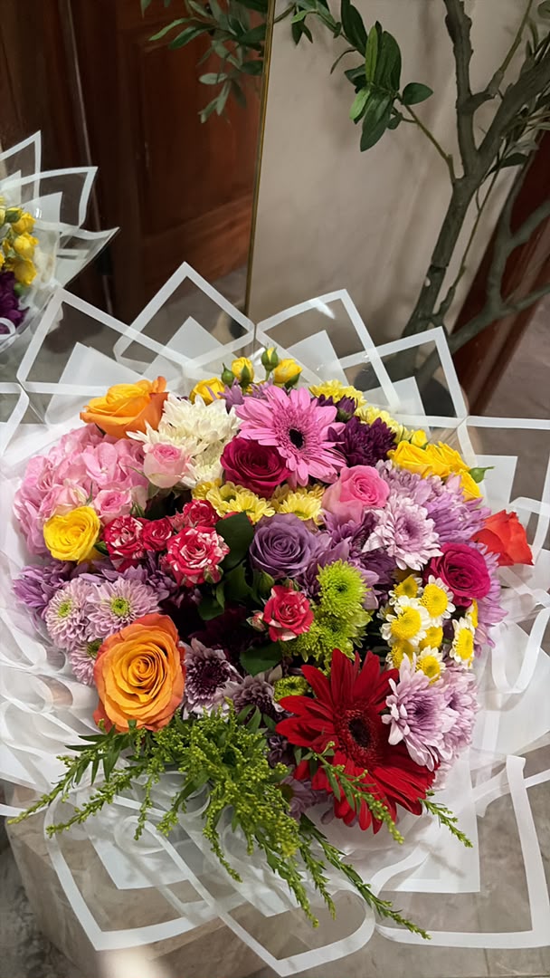 xxl mixed wrapped — detail 5 — flowers delivered in Accra